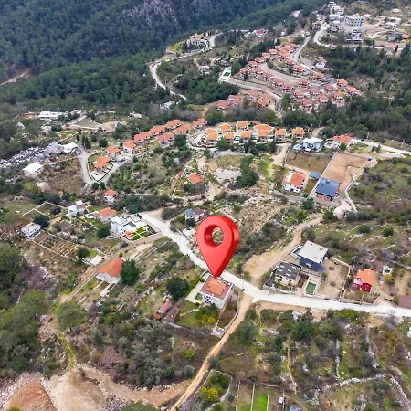 Villa Hisarçandır'da Geniş *