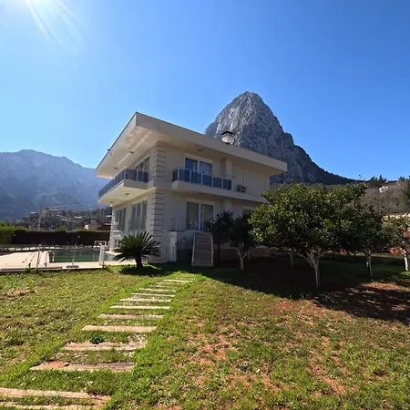 Leom - Mountain With Pool In Antalya Вилла *