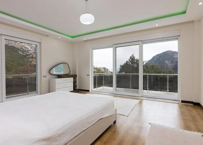 Hisarcandir'da Genis Dag Evi Villa Hacisekililer