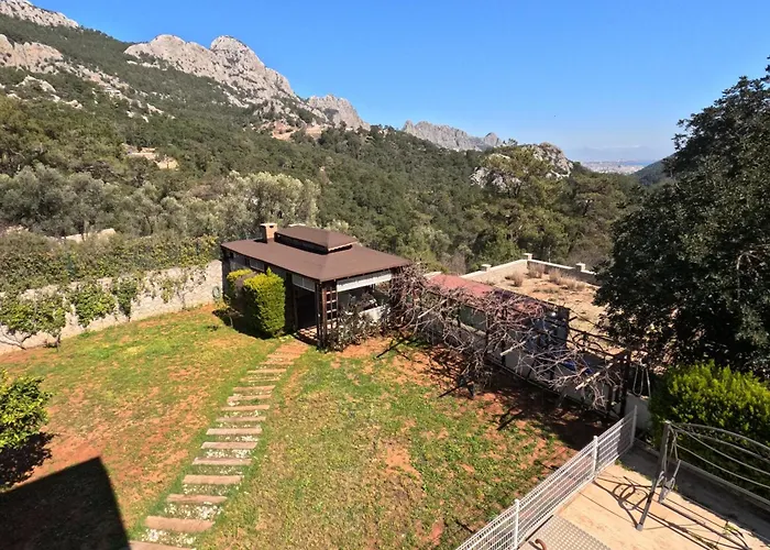 Leom - Mountain With Pool In Antalya Villa